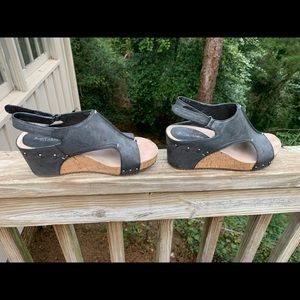 Antelope Sandals, Size 37D.